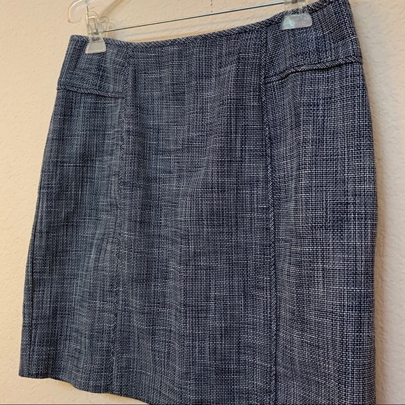 ✅ Banana Republic Blue White Tweed Skirt 8 Petite - Picture 2 of 9